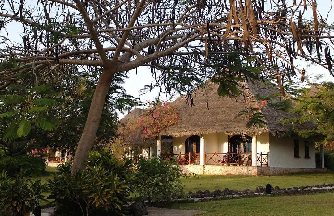 Bluebay Beach Resort & Spa-1
